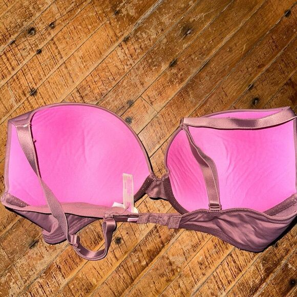 Victoria’s Secret satiny pink wear everywhere 36DD push-up bra - Picture 2 of 3